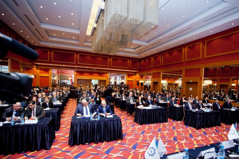 Azərbaycan Banklar Assosiasiyasının təşkil etdiyi ikinci bankçılıq forumu
